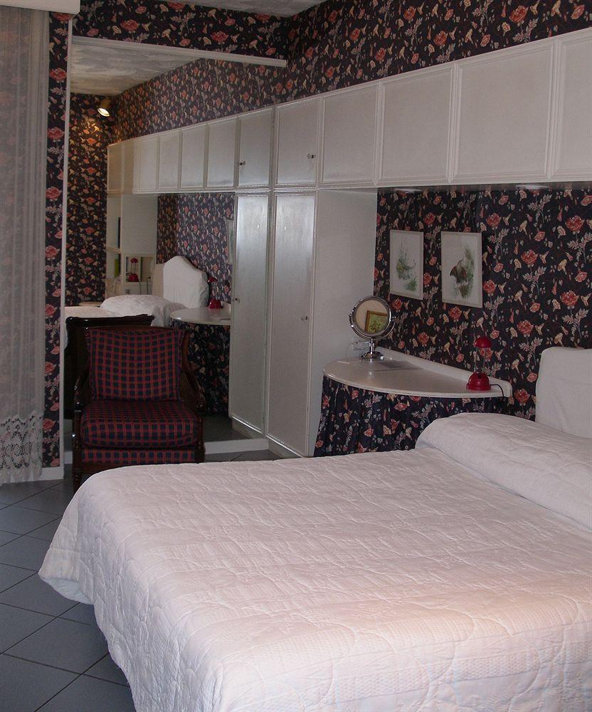 Relais Du Bois Saint Georges - Hotel De Charme Saintes Esterno foto